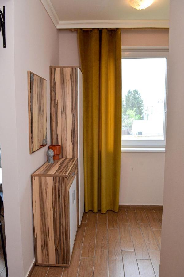 Unicum Apartman Hajduszoboszlo Bagian luar foto